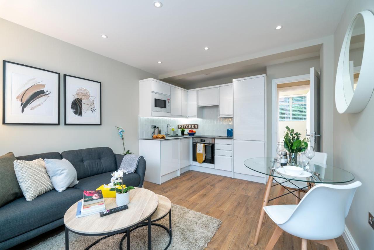 Westfield 2 Bedroom Near Notting Hill Appartamento Londra