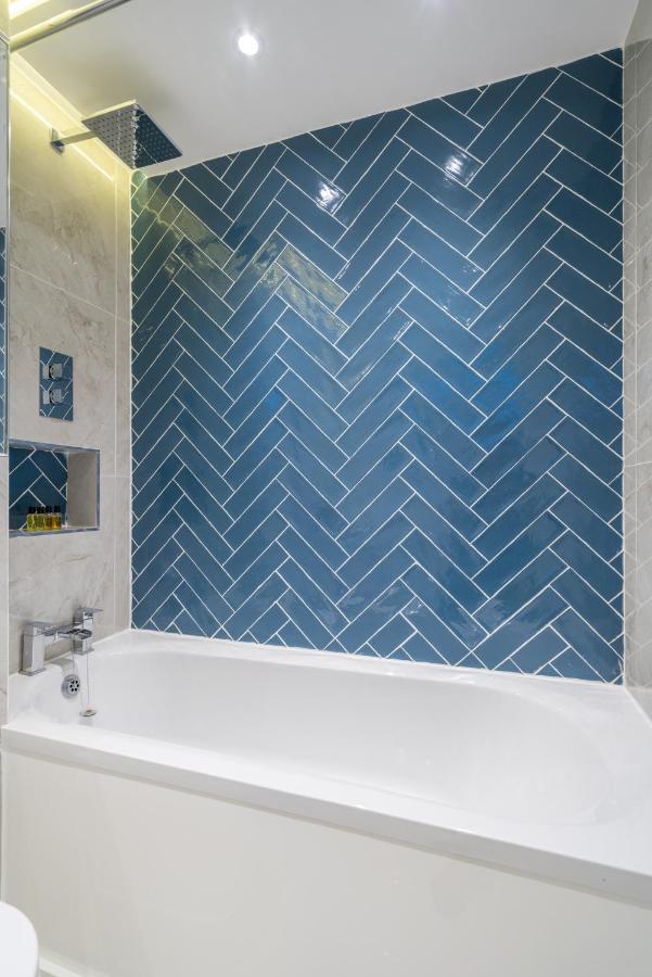 Appartamento Westfield 2 Bedroom Near Notting Hill Londra